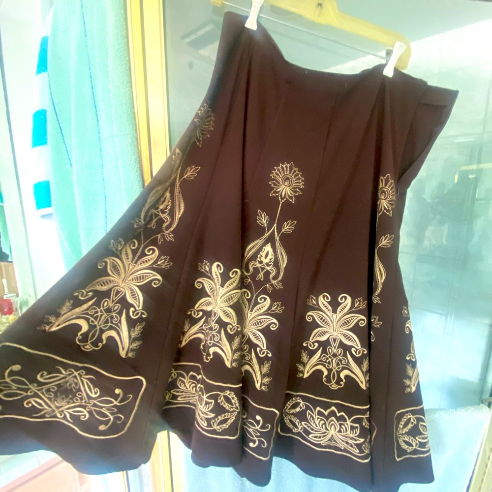 Dirndl skirt chocolate brown beautiful stitch large